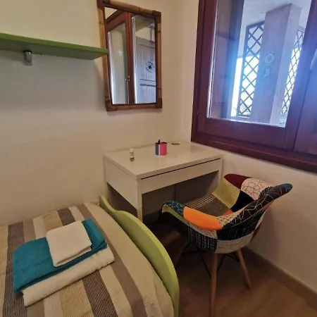 Comodo Casa Razzoli * Palau