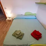 Comodo Casa Razzoli بيت للعطل بالاو