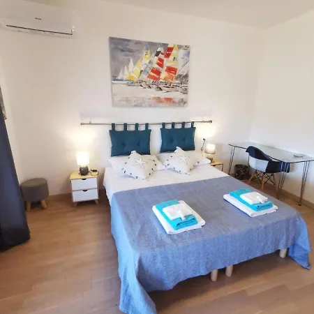 Hébergement de vacances Comodo Casa Razzoli Palau