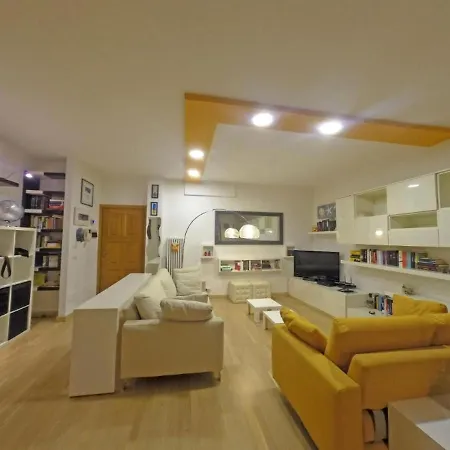 Comodo Casa Razzoli *