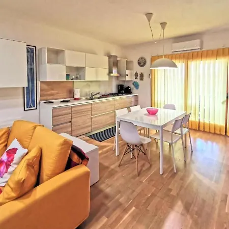Hébergement de vacances Comodo Casa Razzoli Palau