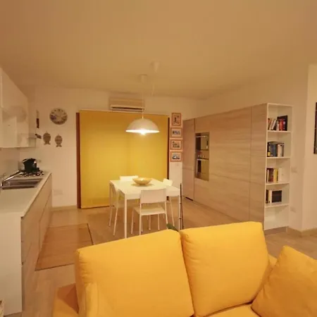 Comodo Casa Razzoli Palau